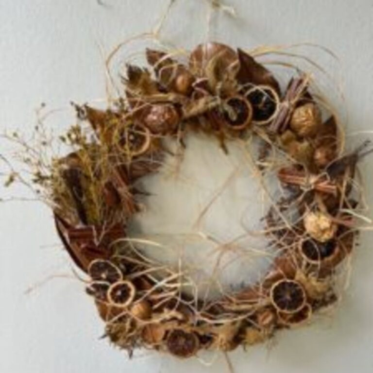 Natural Dried Flower Wreath